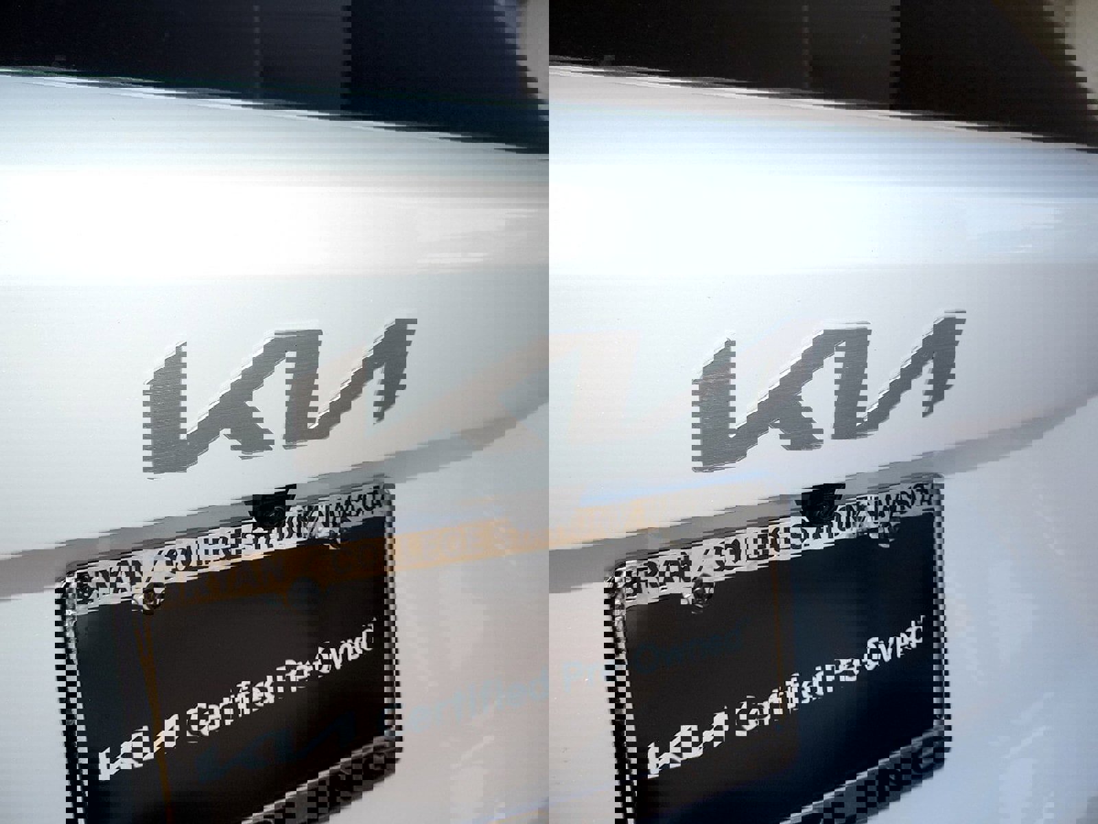 New 2025 Kia Sorento LX image 10