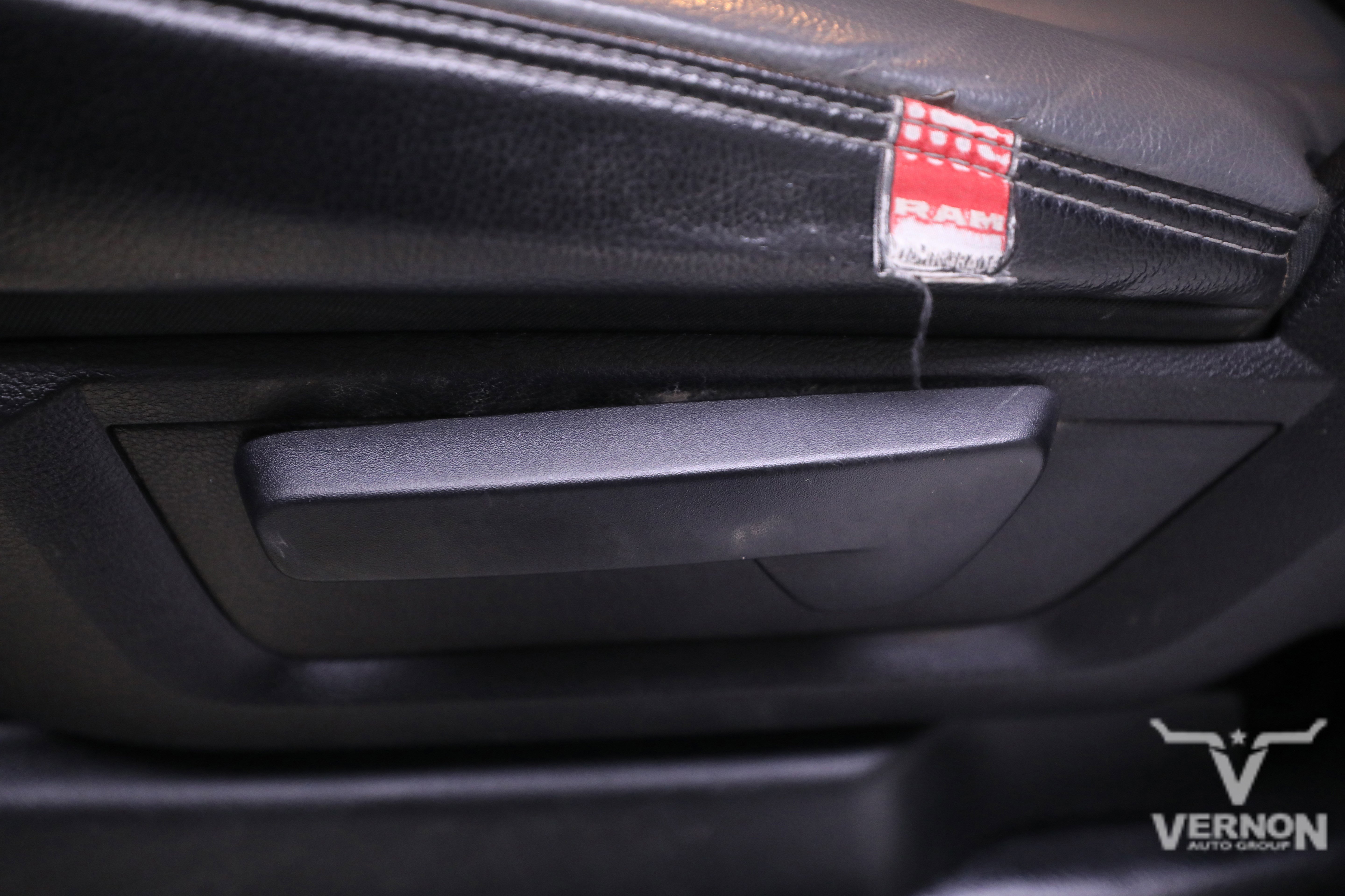 Used 2024 RAM 3500 Tradesman image 13