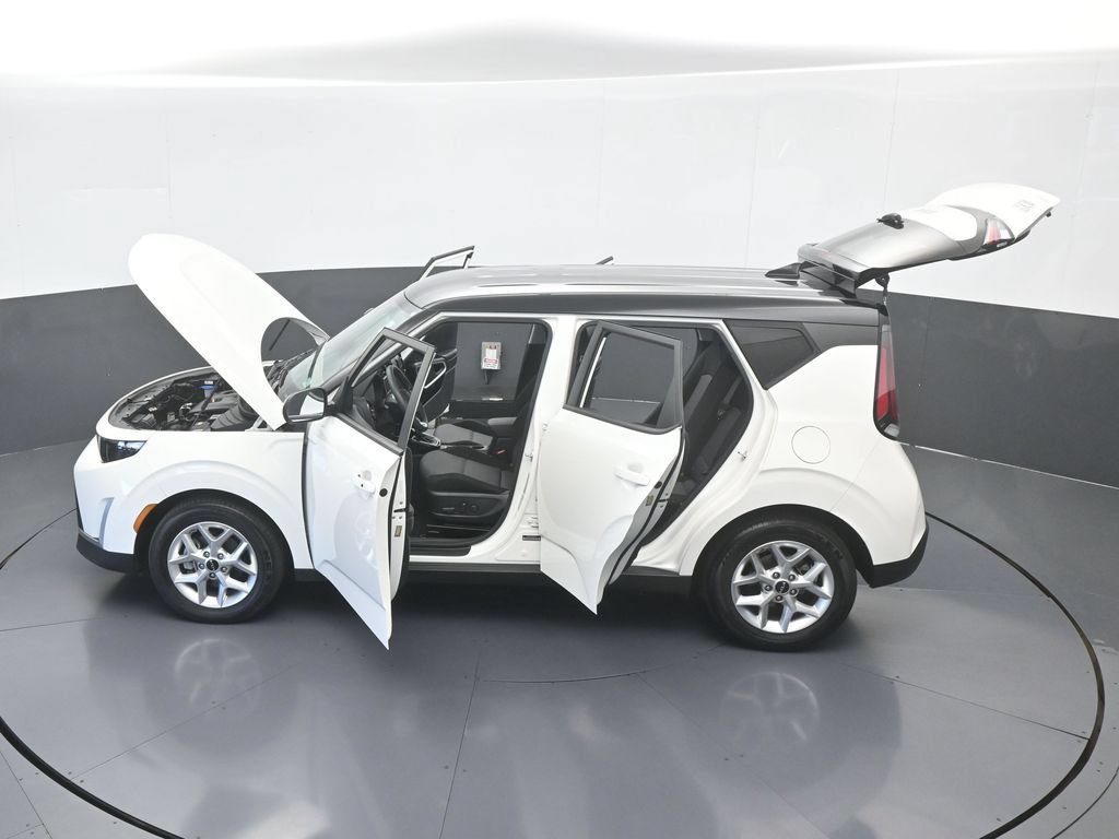 Used 2024 Kia Soul S FWD image 61