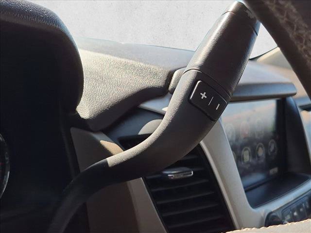 Used 2016 GMC Yukon XL SLT RWD image 10