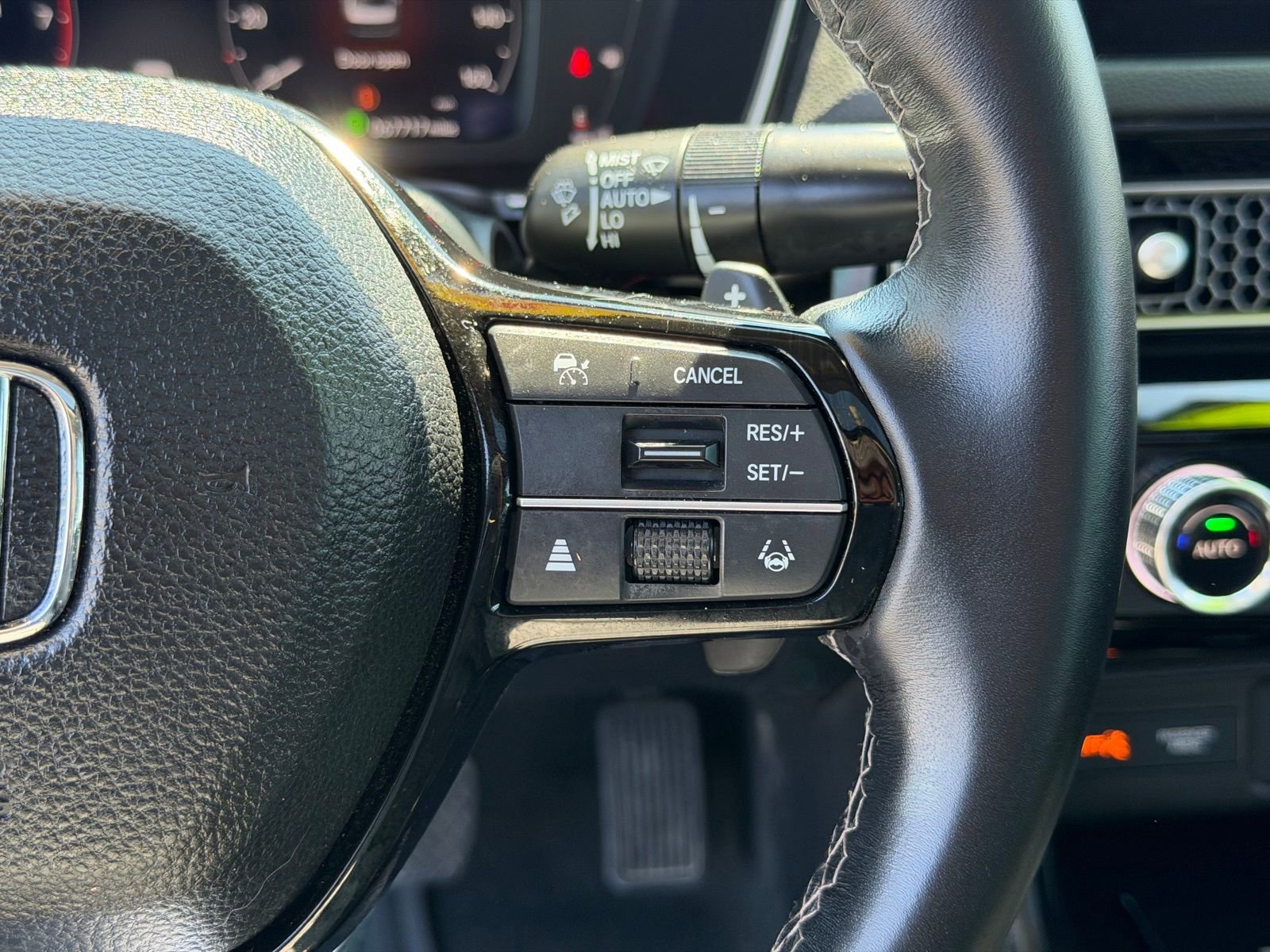 Used 2023 Honda Civic Touring image 17