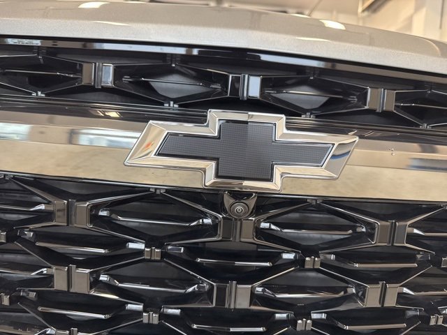 Used 2025 Chevrolet Traverse Z71 image 13