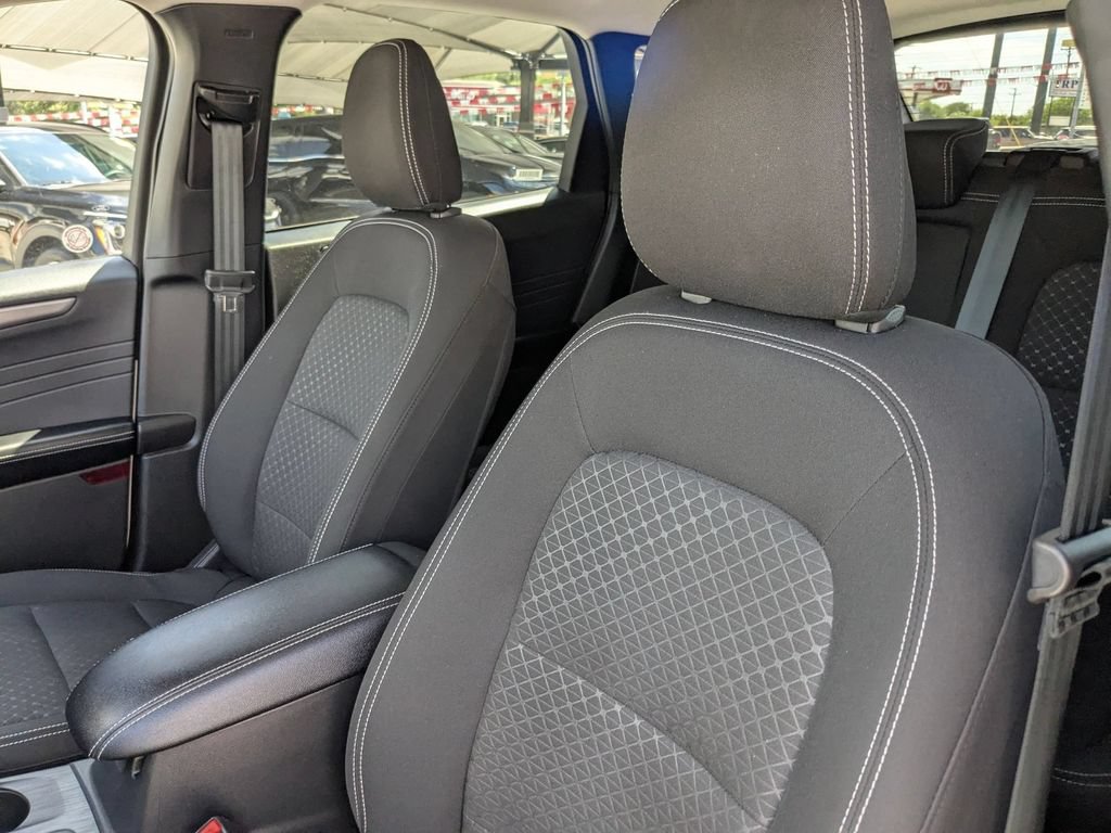 Used 2025 Ford Escape Active FWD image 15