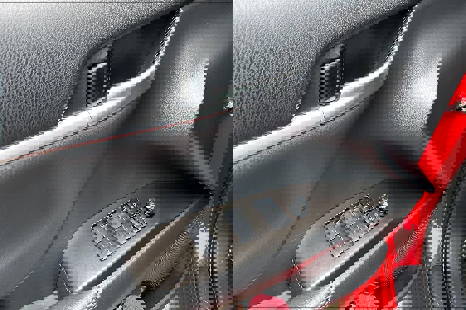 Certified 2023 Toyota Camry XSE w/ Navigation Package image 31