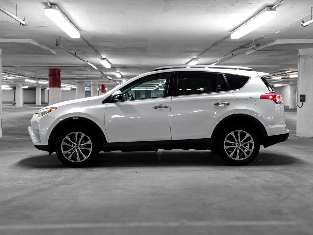Used 2016 Toyota RAV4 Limited image 15