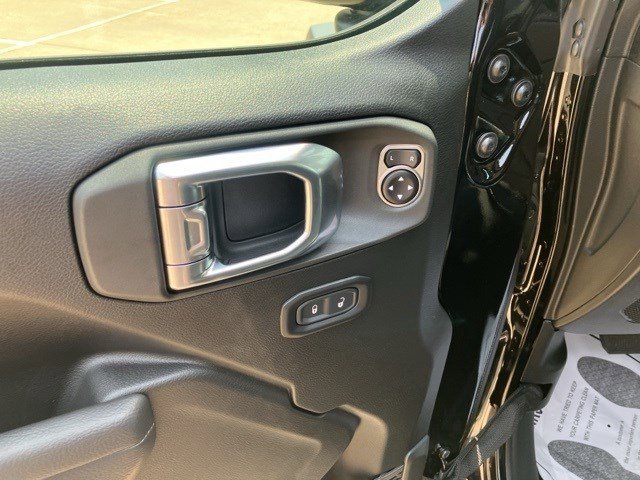 New 2025 Jeep Wrangler Sport S image 10