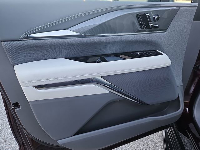 New 2026 Cadillac Escalade IQ Sport 1 w/ LPO, Floor Liner Package image 8