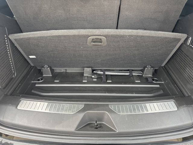 Used 2022 GMC Yukon Denali image 32