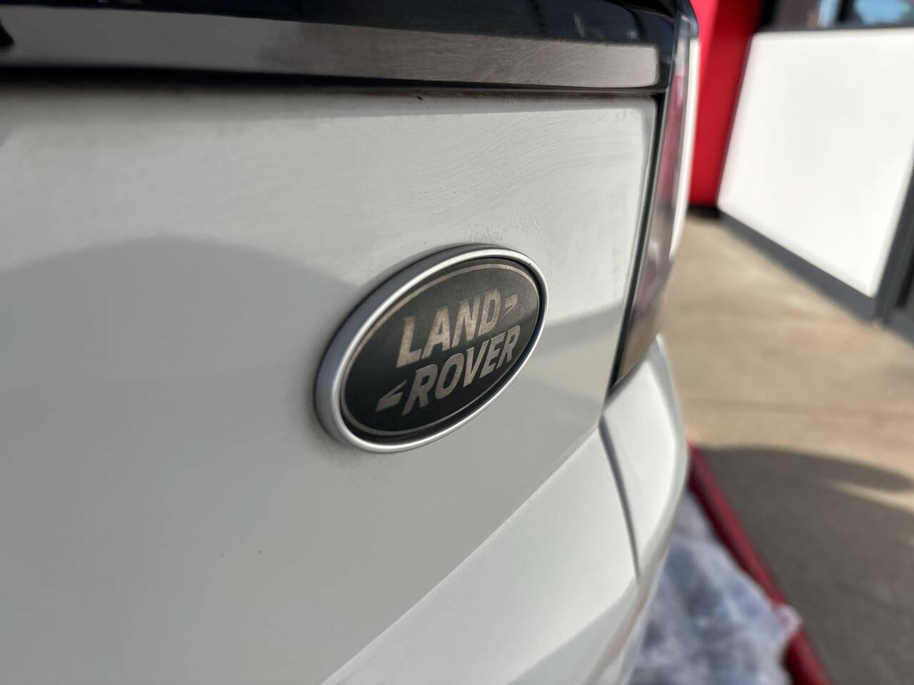 Used 2018 Land Rover Range Rover Sport SE AWD/4WD image 20