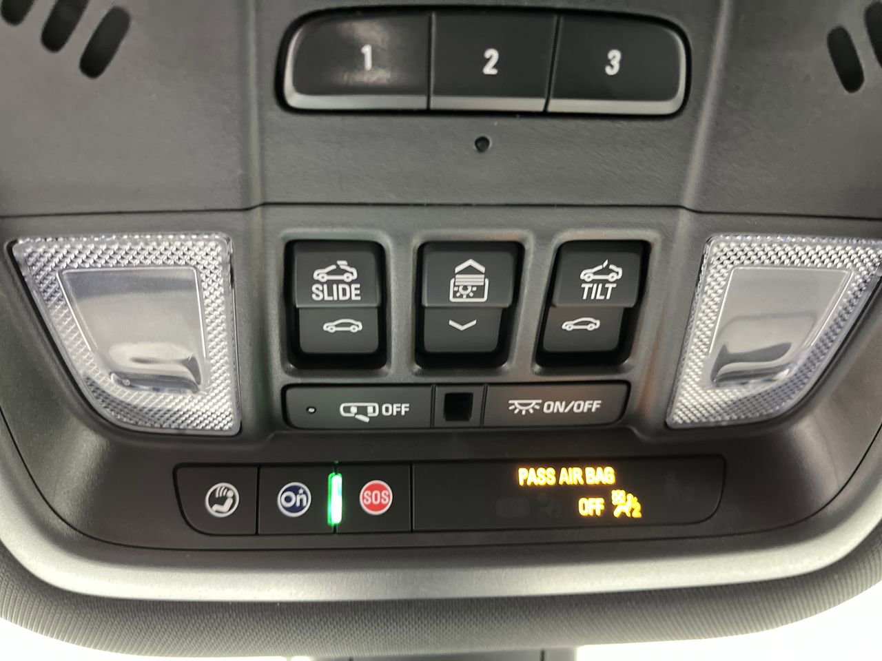 Certified 2024 Buick Enclave Avenir w/ Trailering Package, 5000 lbs. AWD/4WD image 31