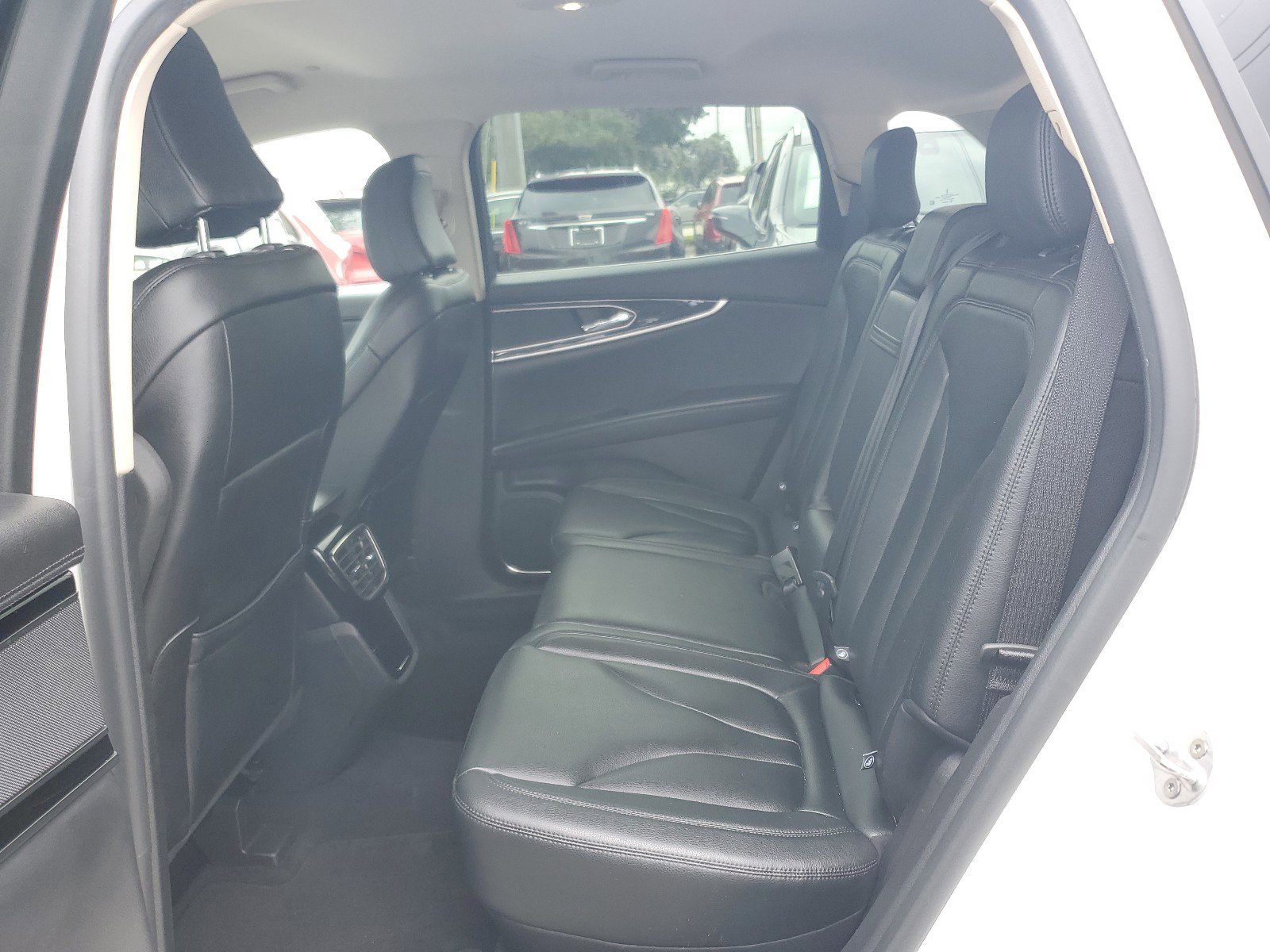 Used 2023 Lincoln Nautilus AWD w/ Premium Package image 10