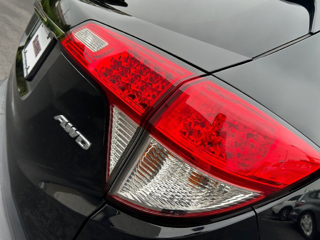 Used 2021 Honda HR-V EX image 16