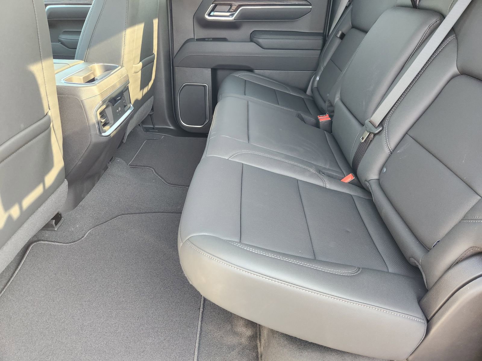 New 2026 GMC Sierra 1500 SLT AWD/4WD image 35