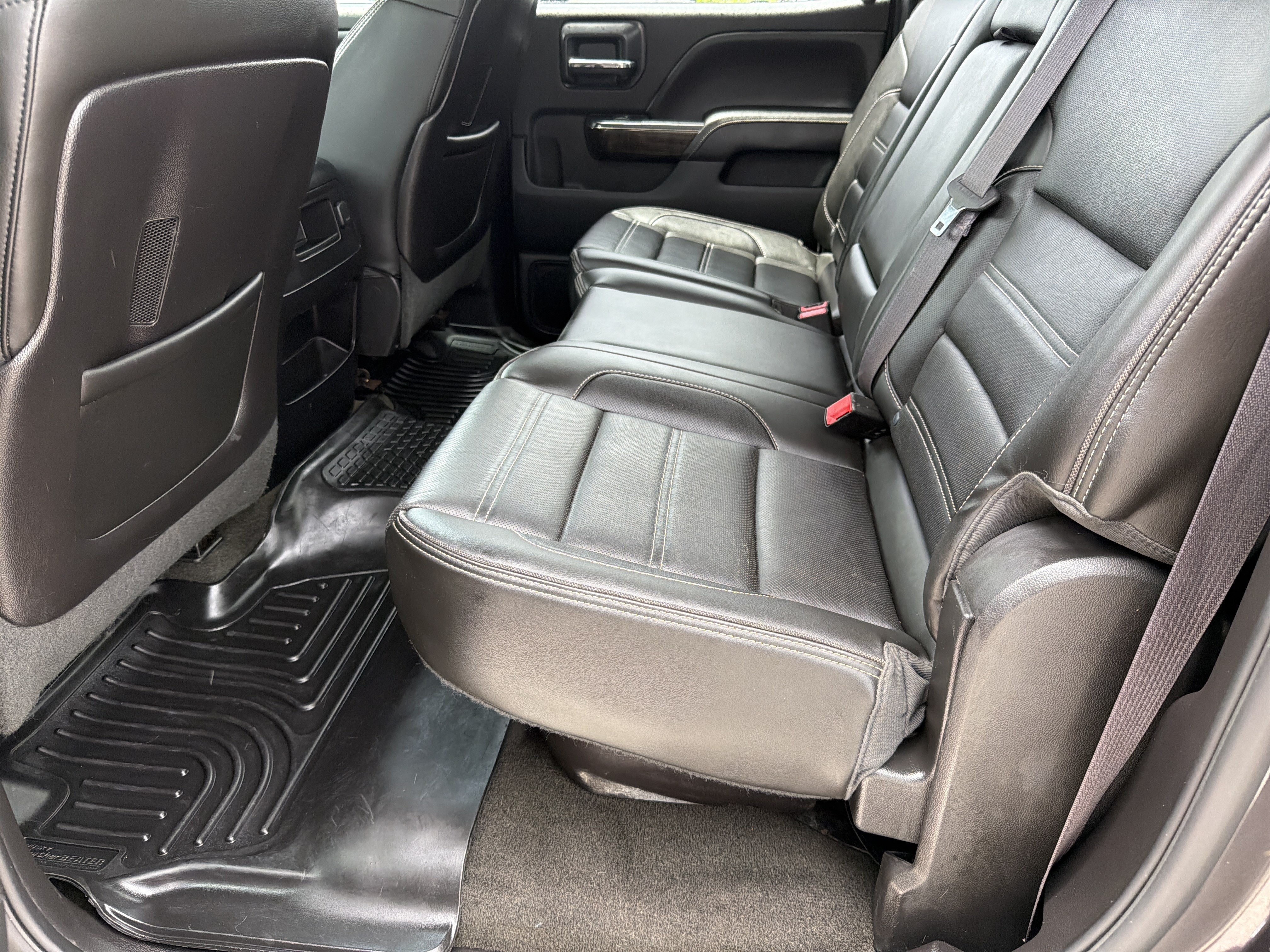 Used 2015 GMC Sierra 2500 Denali w/ Duramax Plus Package AWD/4WD image 20