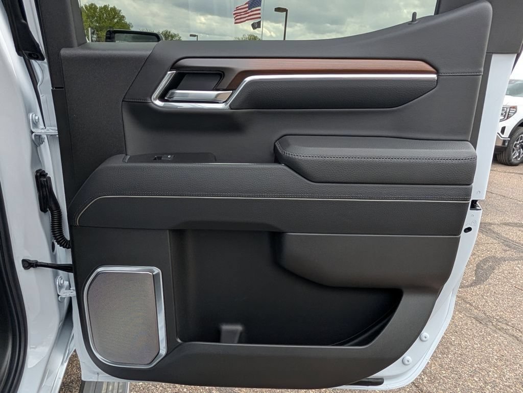 New 2026 GMC Sierra 1500 Denali w/ Denali Reserve Package AWD/4WD image 33