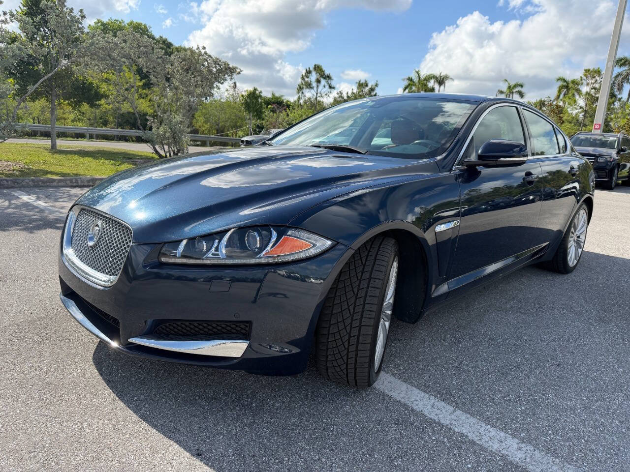 Used 2013 Jaguar XF 3.0 AWD/4WD image 4