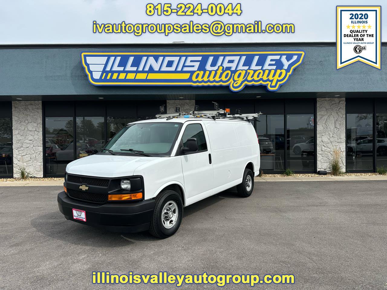 Used 2017 Chevrolet Express 2500 image 1