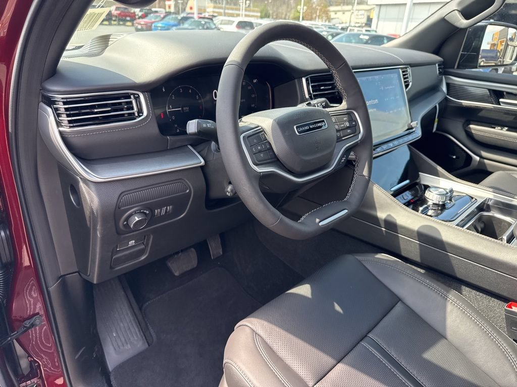 New 2026 Jeep Grand Wagoneer L Limited AWD/4WD image 10