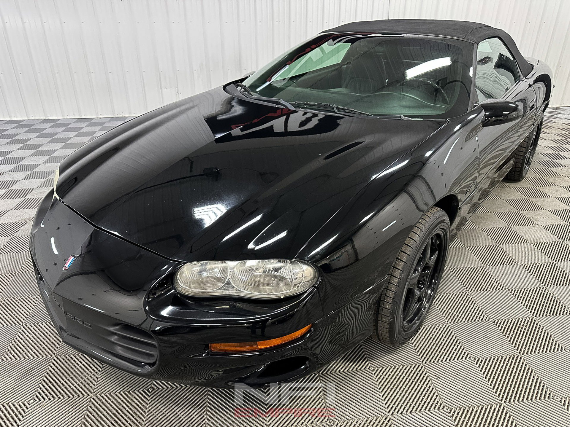 Used 2002 Chevrolet Camaro Z28 image 6