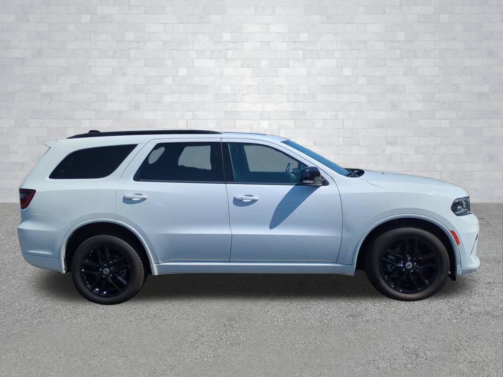 Used 2024 Dodge Durango GT AWD/4WD image 3