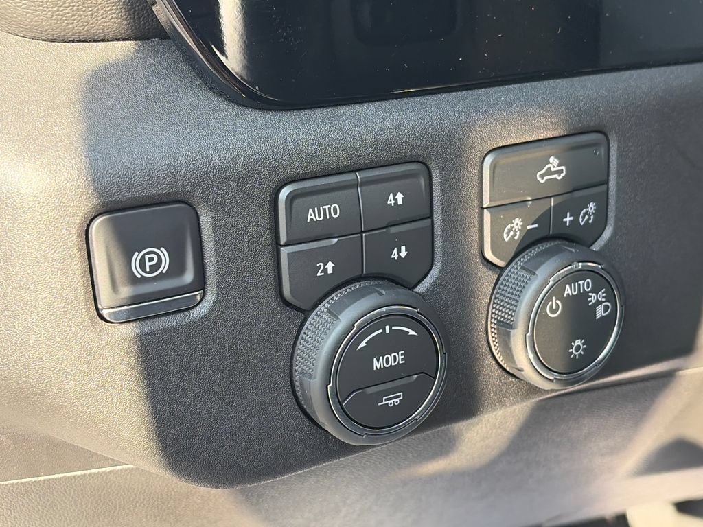 New 2026 Chevrolet Silverado 1500 LT AWD/4WD image 17