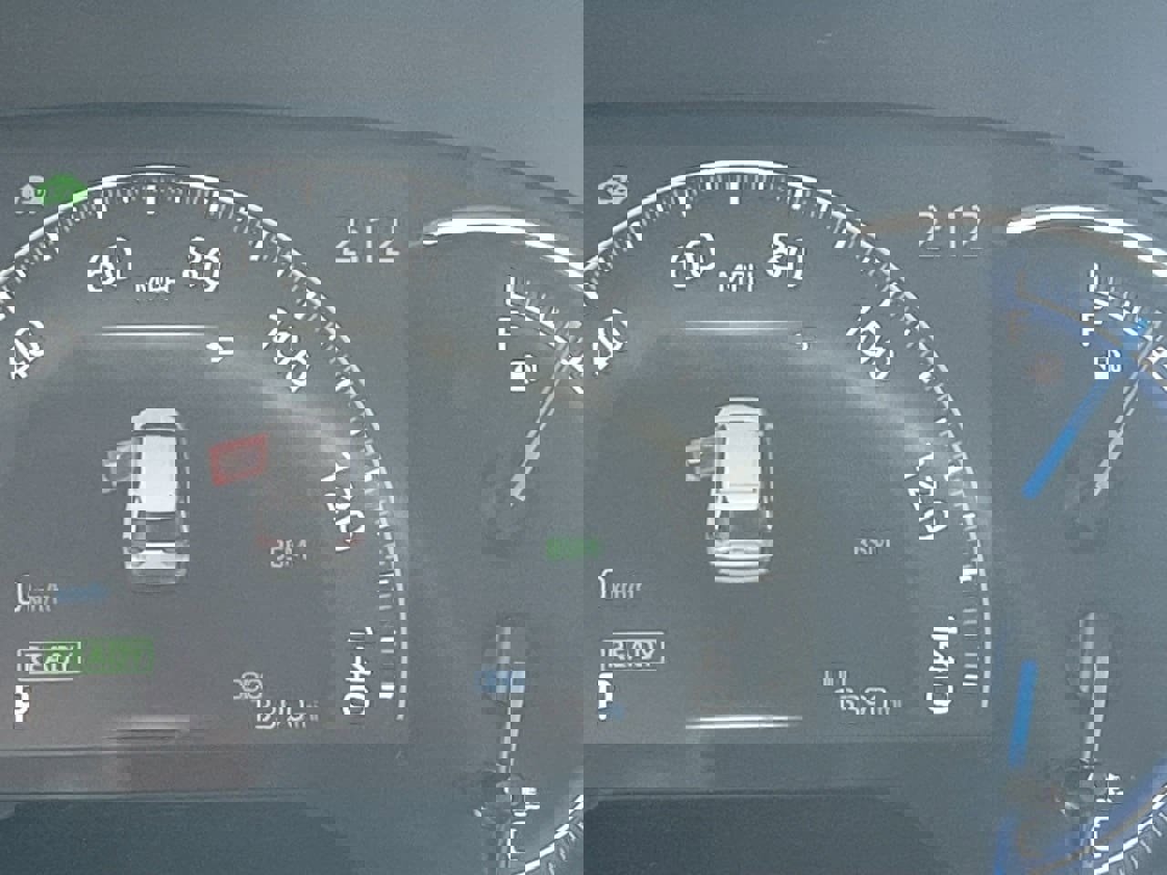 Used 2024 Toyota RAV4 LE image 9