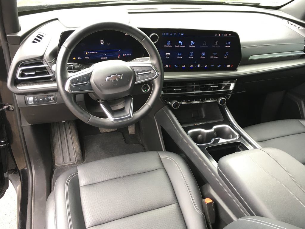 Used 2024 Chevrolet Traverse LT w/ Midnight/Sport Edition AWD/4WD image 23