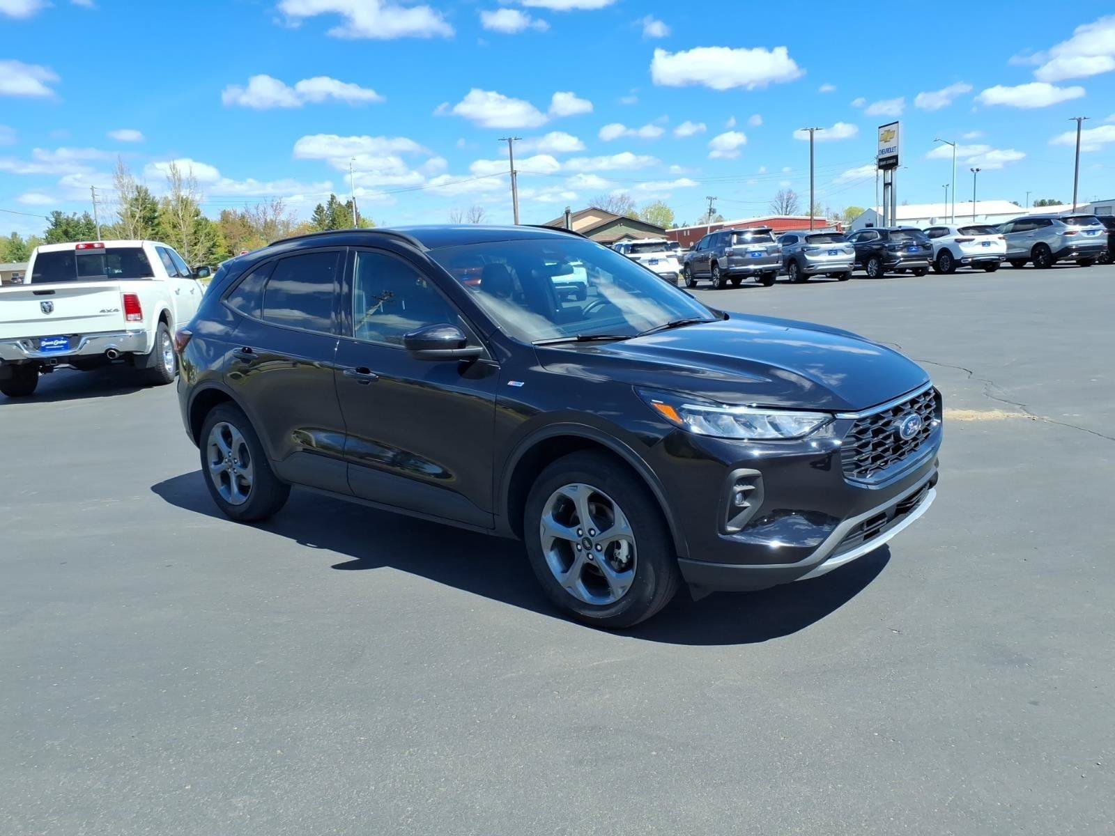Used 2025 Ford Escape ST-Line Select AWD/4WD image 8