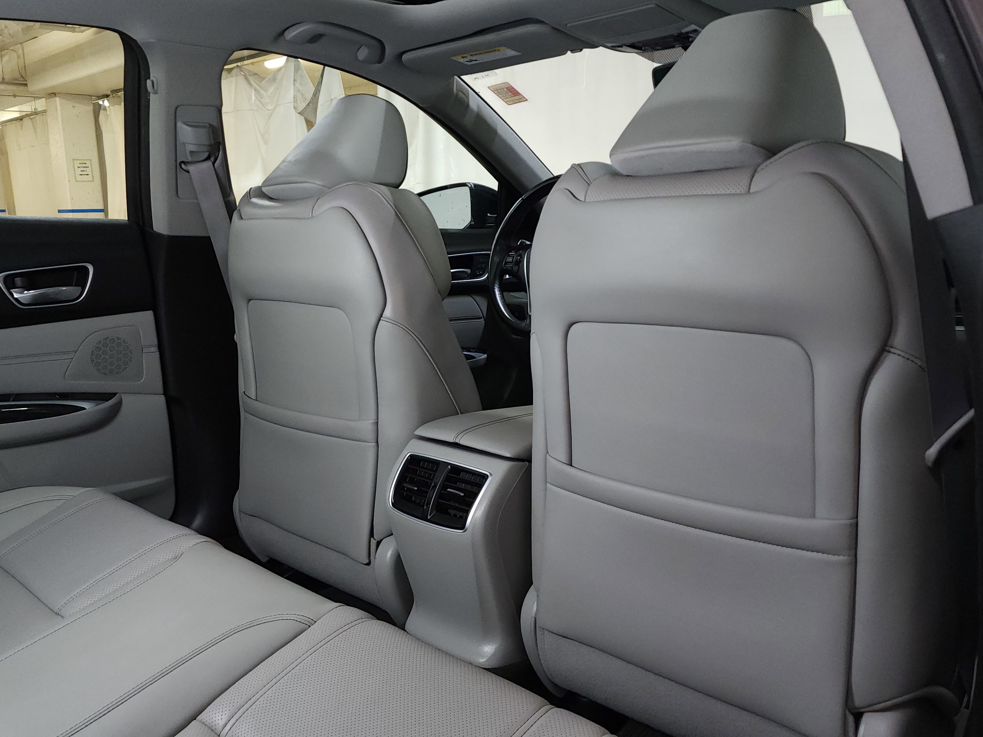 Certified 2018 Acura TLX V6 w/ Technology Package image 18