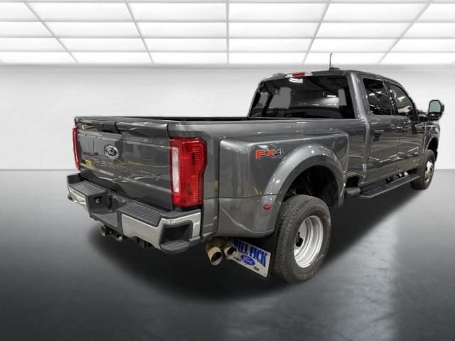 Used 2023 Ford F350 XLT w/ FX4 Off-Road Package AWD/4WD image 5