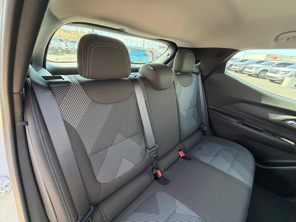 New 2027 Chevrolet Bolt LT w/ Comfort Package FWD image 16