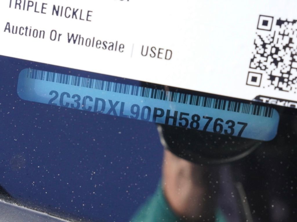 Used 2023 Dodge Charger SRT Hellcat w/ Harman/Kardon Audio Group image 27