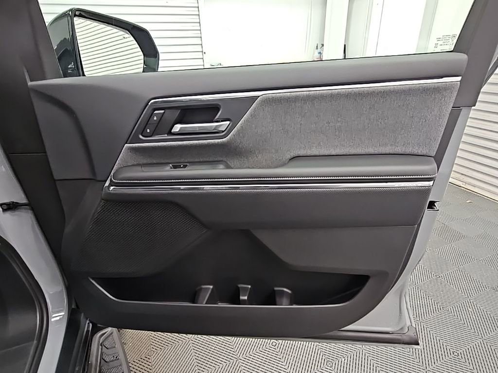 New 2026 GMC Sierra EV Elevation image 38