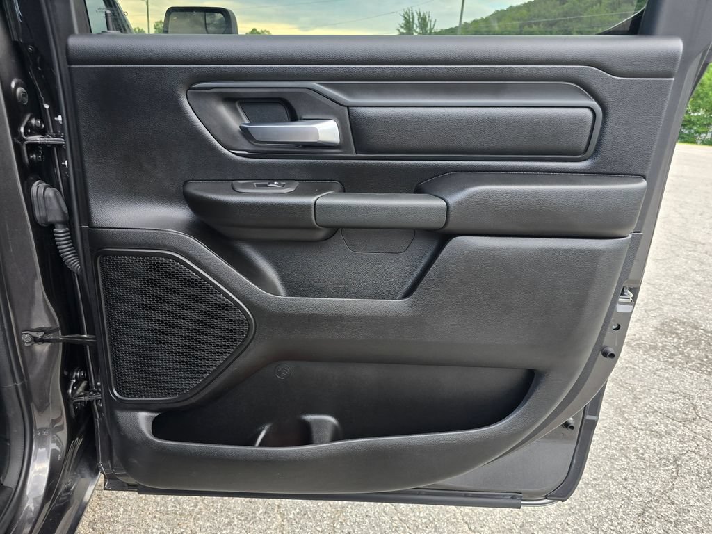 Used 2025 RAM 1500 Warlock AWD/4WD image 47
