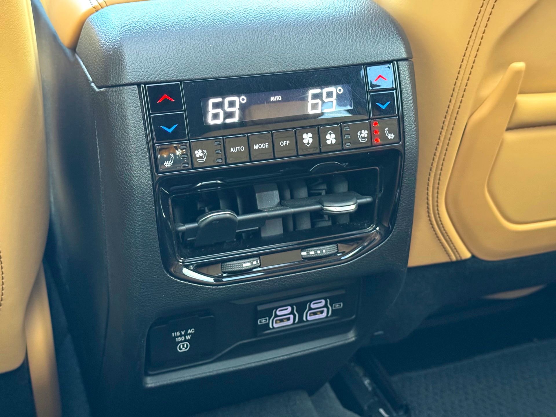 Used 2021 Jeep Grand Cherokee L Summit image 25