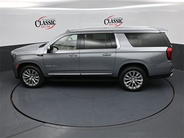Used 2023 GMC Yukon XL Denali image 17