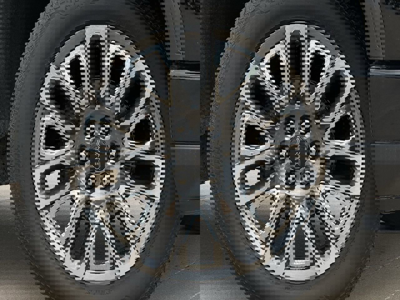 Certified 2023 GMC Sierra 1500 Denali Ultimate image 9