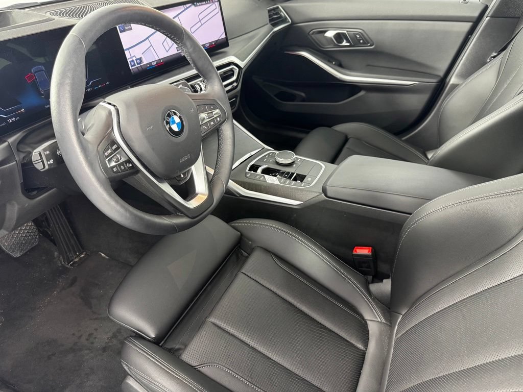 Used 2024 BMW 330i xDrive Sedan w/ Premium Package AWD/4WD image 13