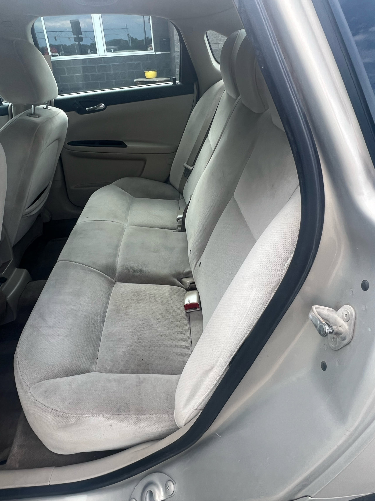 Used 2011 Chevrolet Impala LT image 9