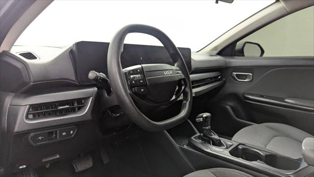 Used 2025 Kia K4 FWD image 22