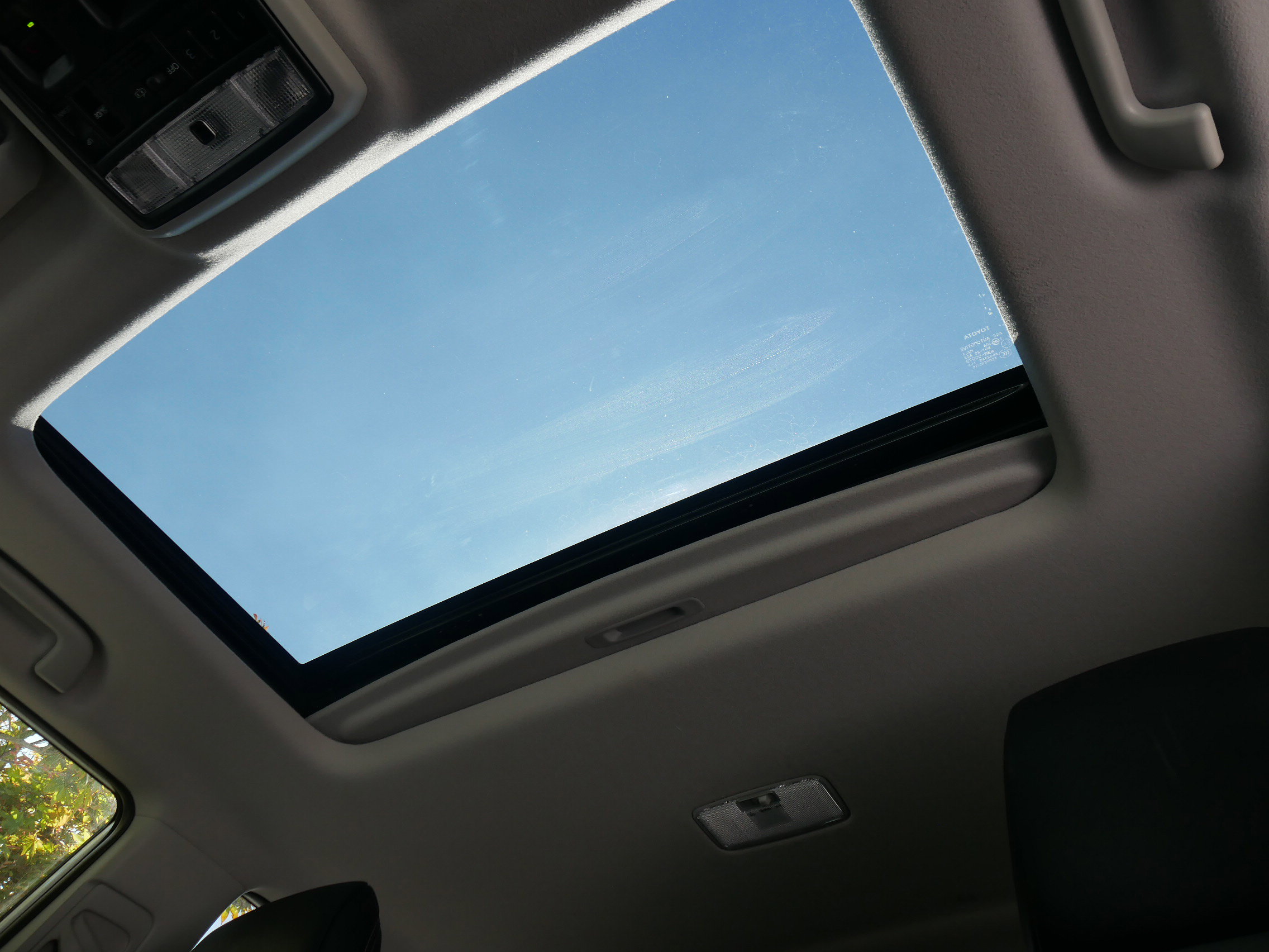 Used 2022 Toyota 4Runner SR5 Premium w/ Moonroof Package image 5