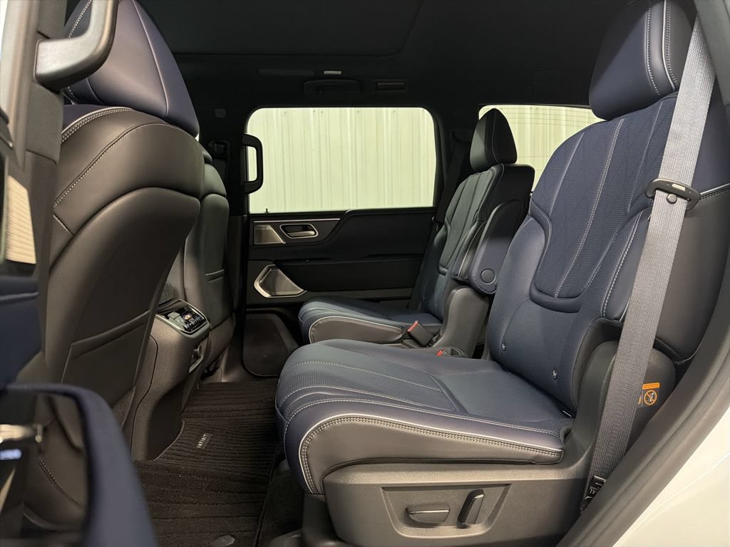 Certified 2026 INFINITI QX80 4WD w/ Sport Exterior Package image 31