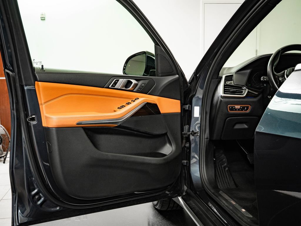 Used 2019 BMW X5 xDrive40i w/ Convenience Package image 24