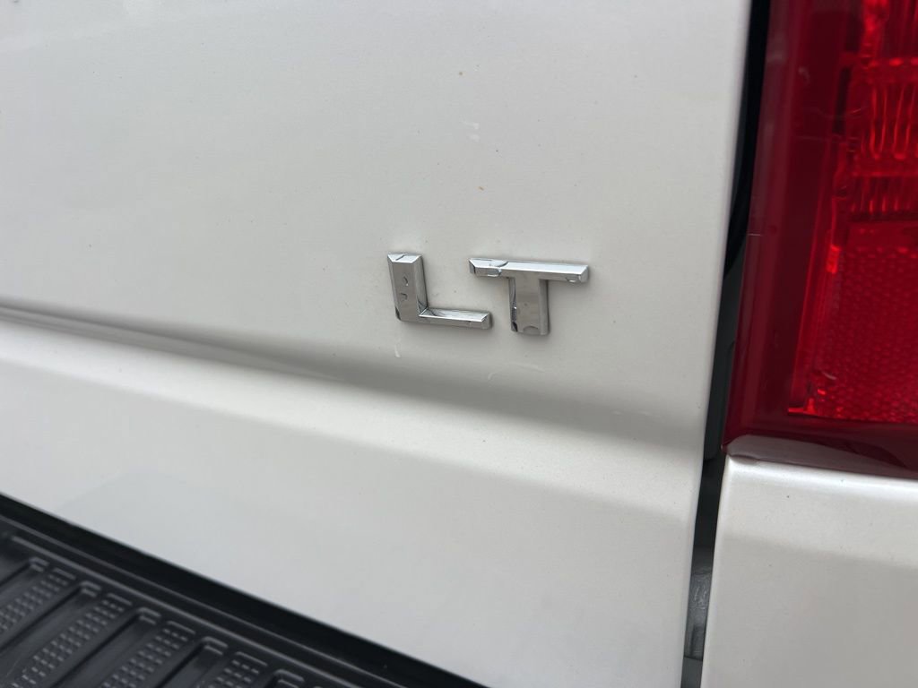 Used 2020 Chevrolet Silverado 1500 LT w/ All-Star Edition image 17