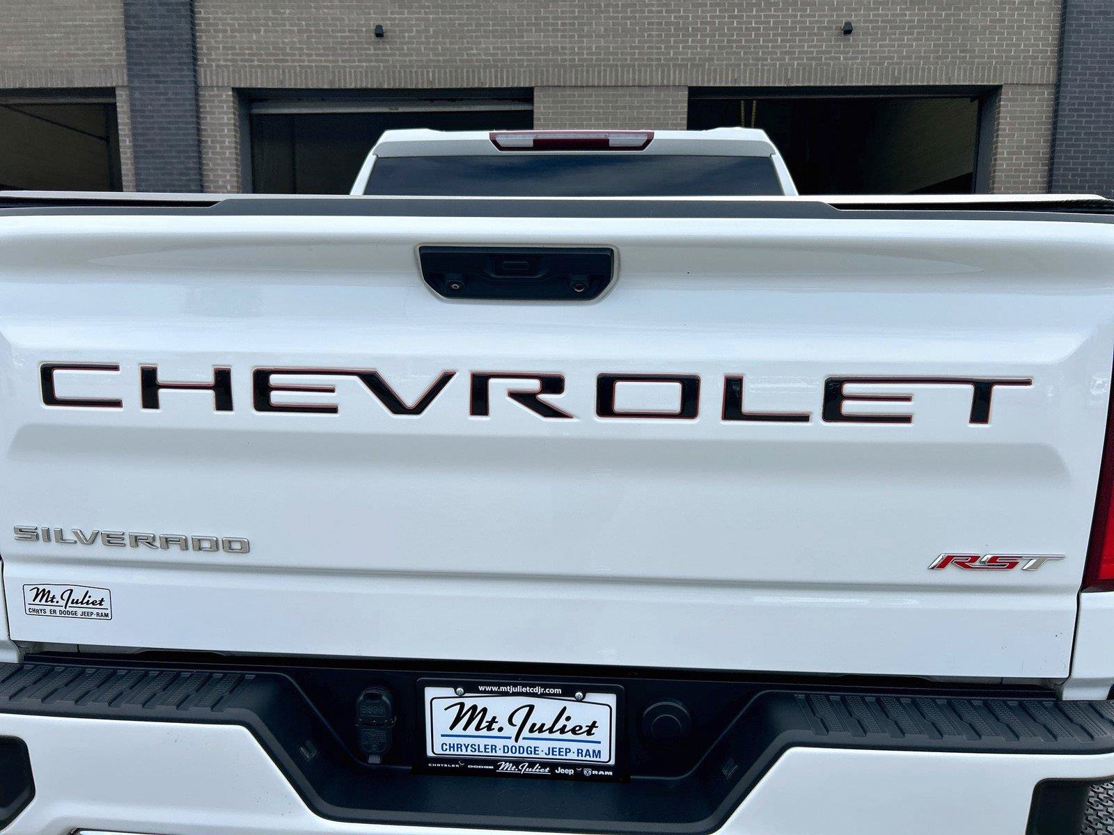 Used 2022 Chevrolet Silverado 1500 RST AWD/4WD image 13