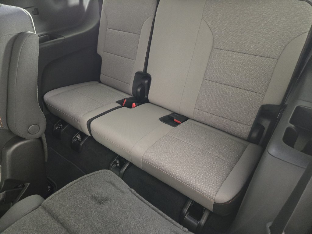 New 2026 Chevrolet Traverse LT w/ Midnight/Sport Edition FWD image 35