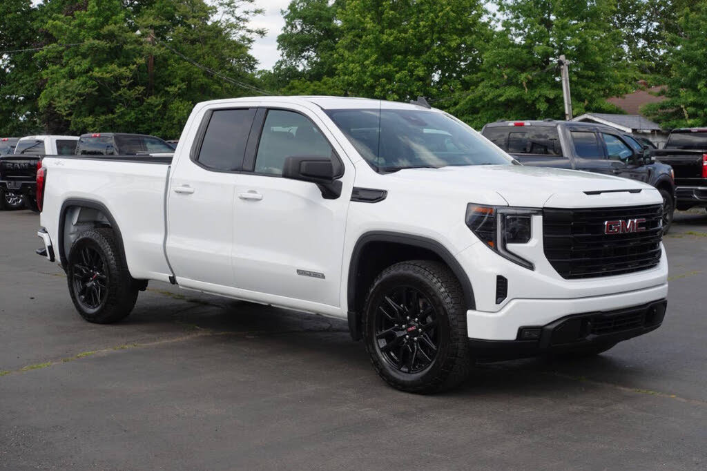 Used 2023 GMC Sierra 1500 Elevation AWD/4WD image 5