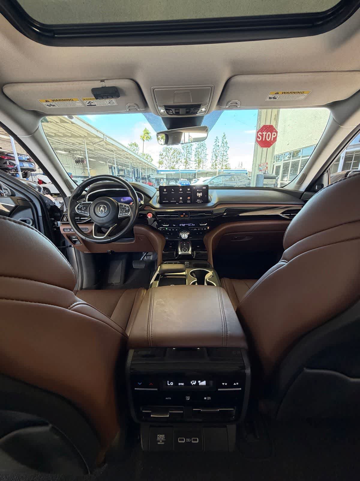 Used 2023 Acura MDX w/ Technology Package AWD/4WD image 17