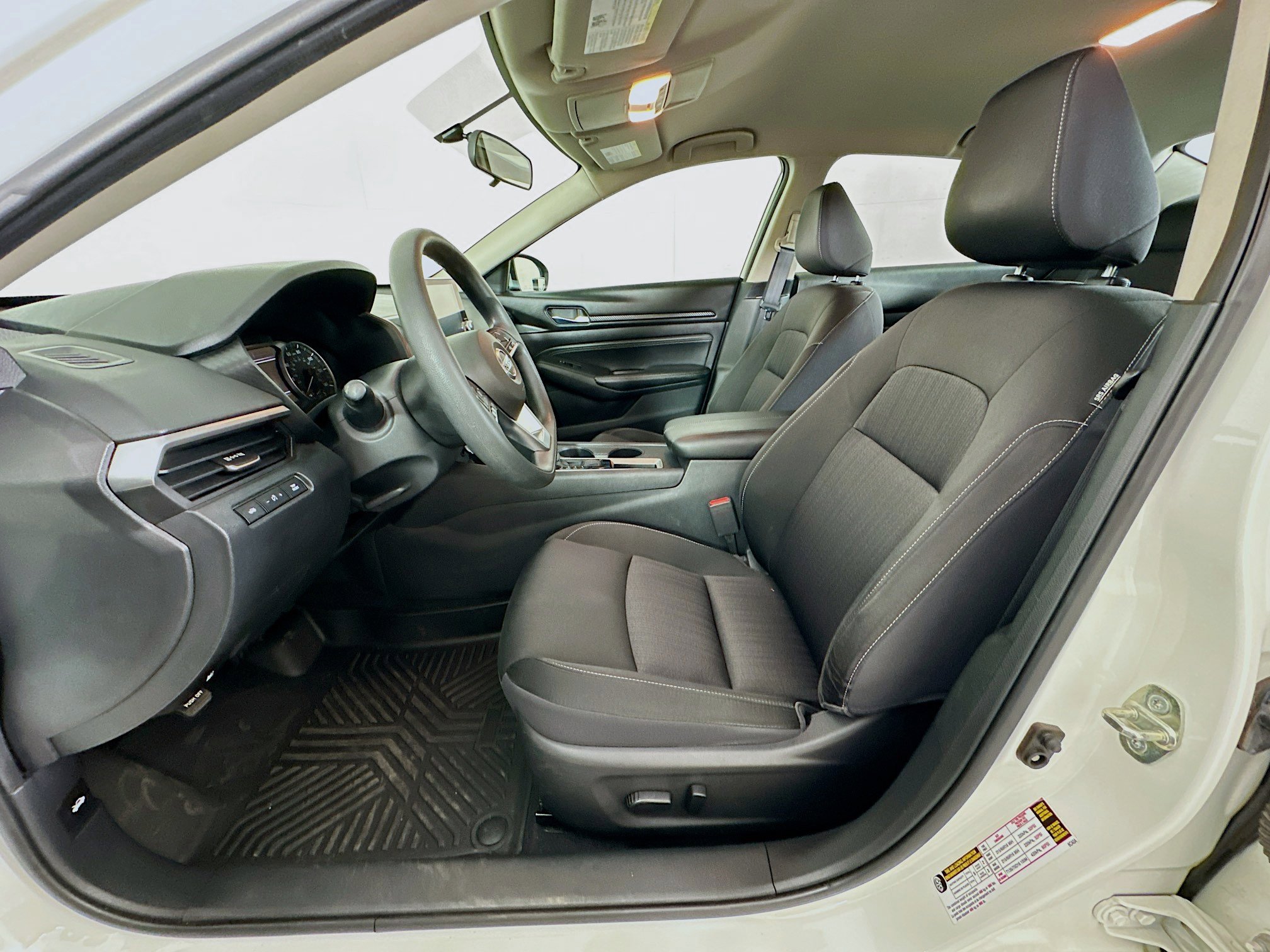 Used 2020 Nissan Altima 2.5 S image 13