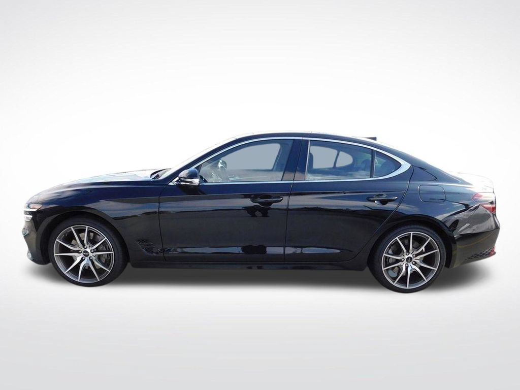 Used 2026 Genesis G70 2.5T Prestige RWD image 6